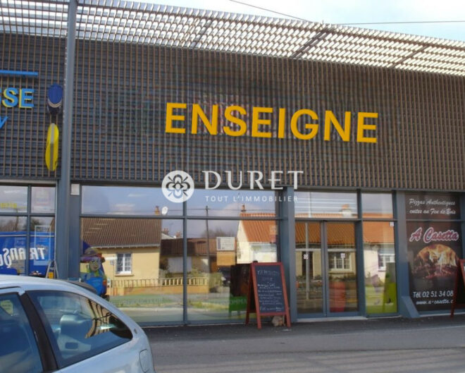 LA ROCHE-SUR-YON – LOCAL COMMERCIAL