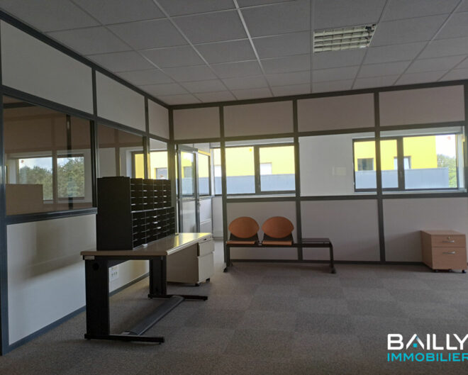 Bureaux La Roche Sur Yon 141 m2