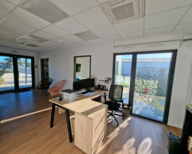 Local commercial Landeronde 623.51 m2