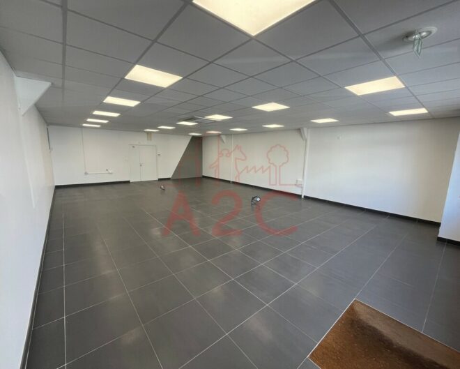 884/85 – ZA Acti Sud – Local d&rsquo;activité 179m²