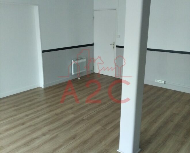 919/85 – A louer Local commercial ou bureau 24m² Pentagone
