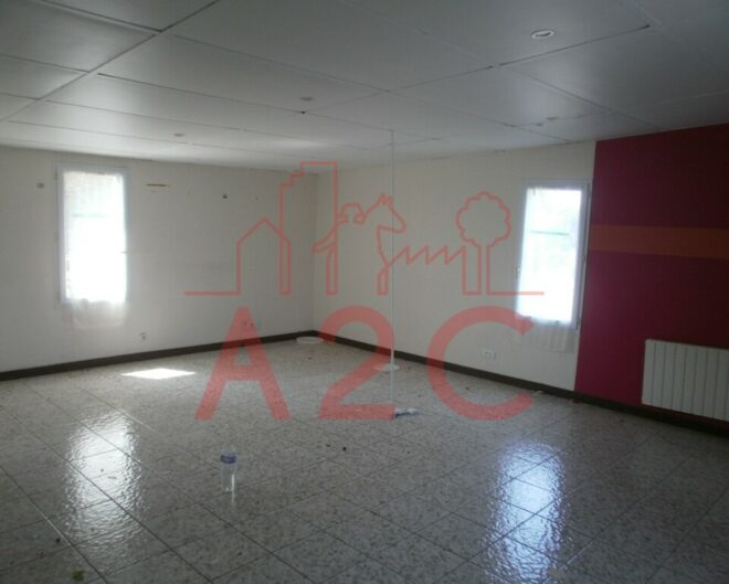 984/85 – Bâtiment à usage professionnel de 172m²