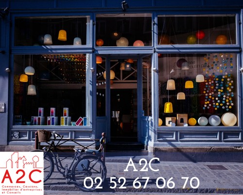 982/85 – DROIT AU BAIL  LOCAL COMMERCIAL 139 m²  – EMPLACEMENT N°1